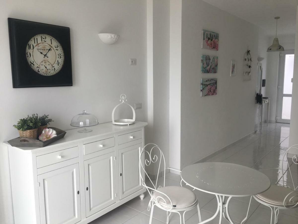 La Bouganville Sapri Bagian luar foto